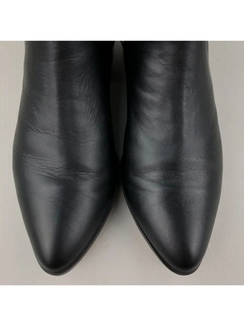 Halogen Women's Size 6.5M Piper Black Leather Zipper Detail Cutout Ankle Booties